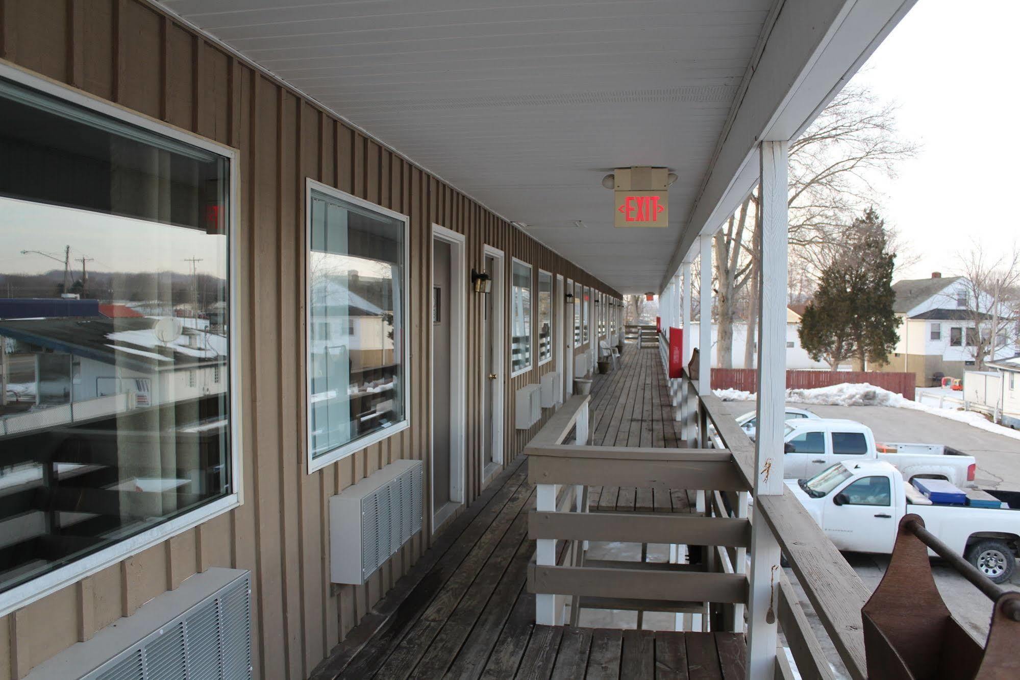 Brown'S Motel Aberdeen Dış mekan fotoğraf